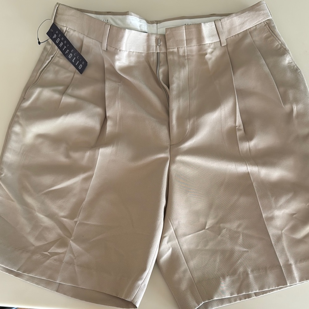 Perry Ellis Tan Flat Front Shorts Classic Style